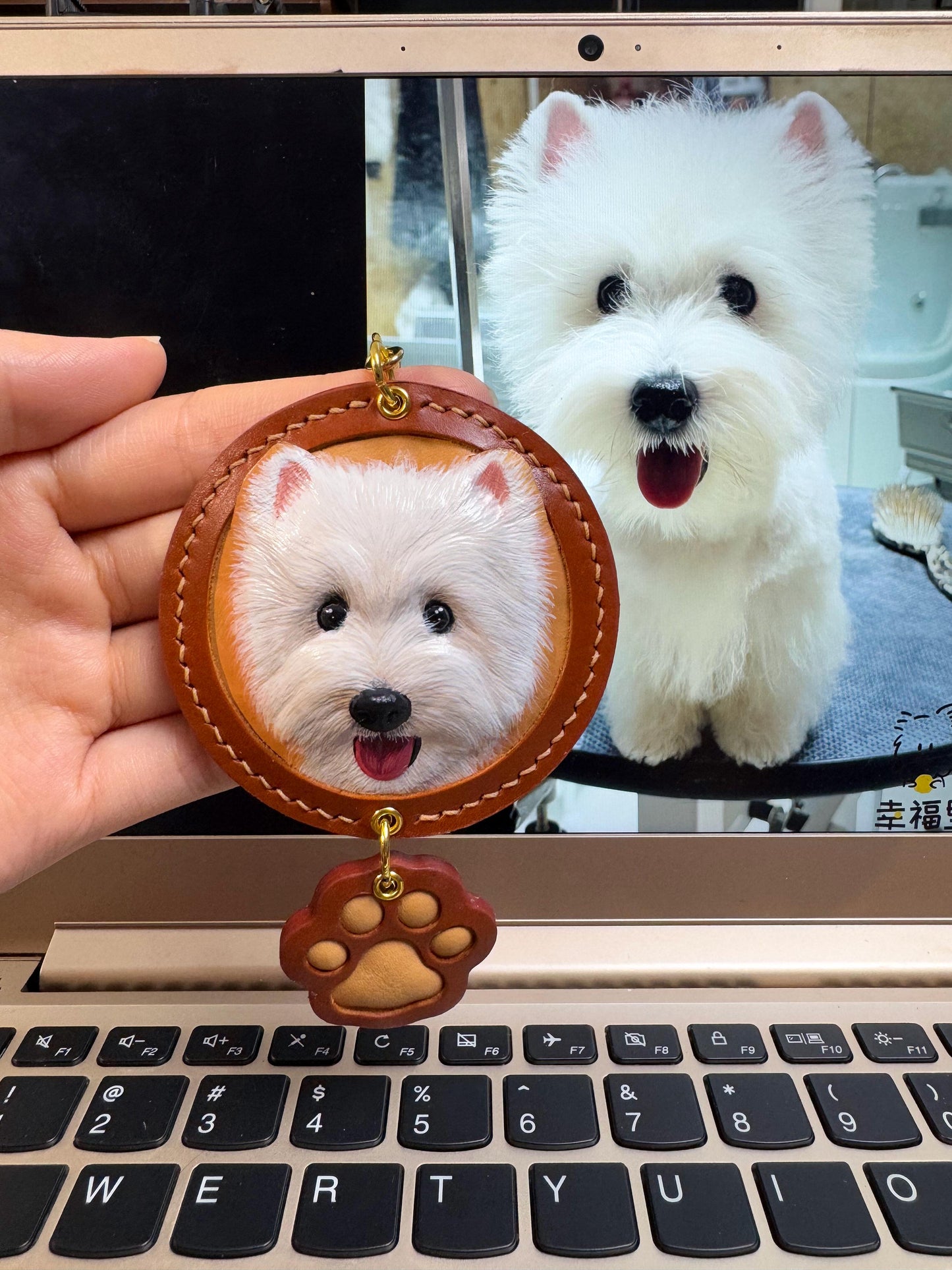 Artisan-Crafted Faux Leather Pet Collection | Hand-Engraved Portrait Keepsakes